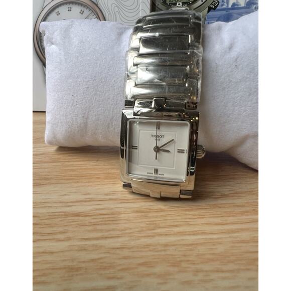 TISSOT-T TREND T-EVOCATION LADIES WATCH T051310A main image 8